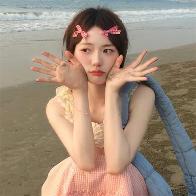 小鼓女